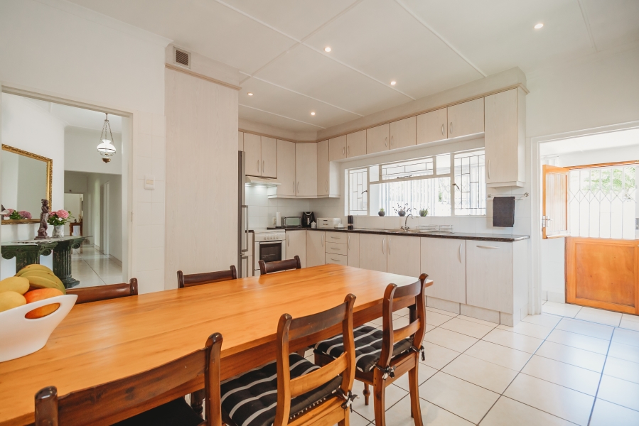 5 Bedroom Property for Sale in Heather Park Western Cape